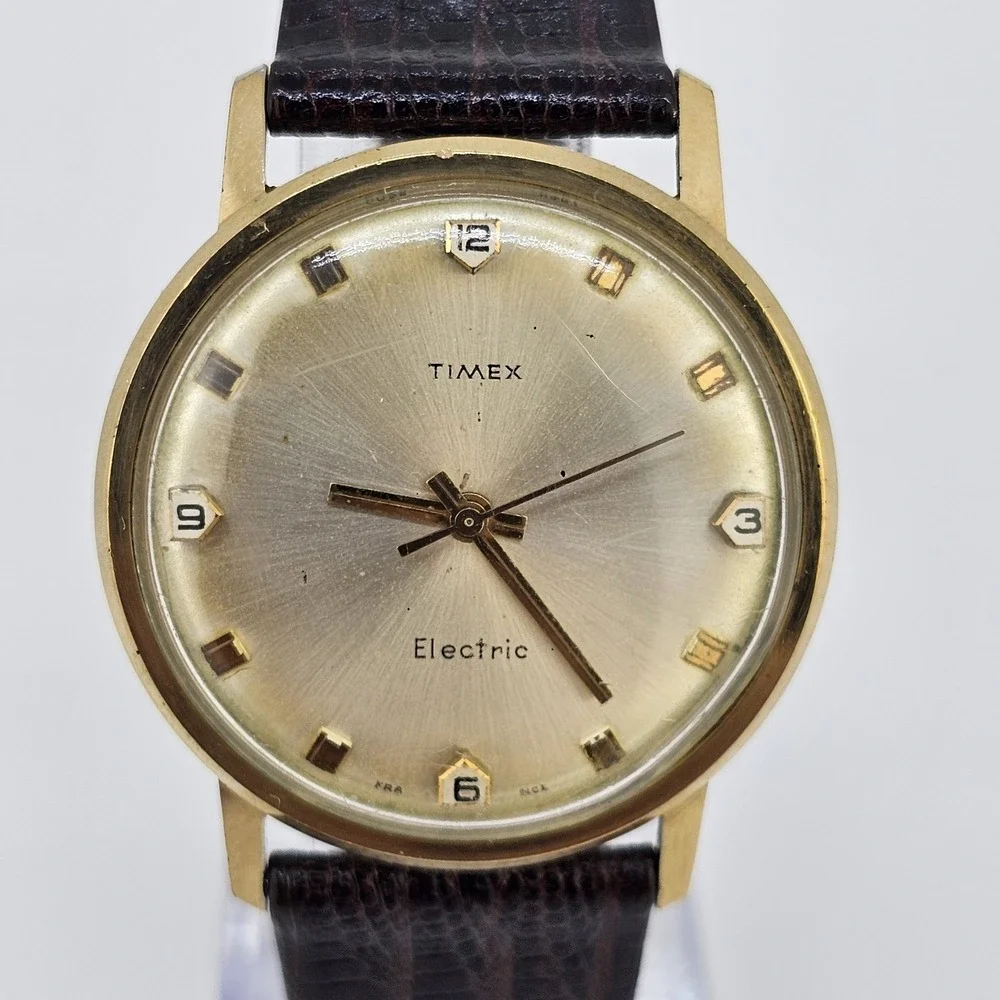 VTG Timex Electric Watch Men 35MM Rear Crown NEW Brown Leather Bands NEW Battery
